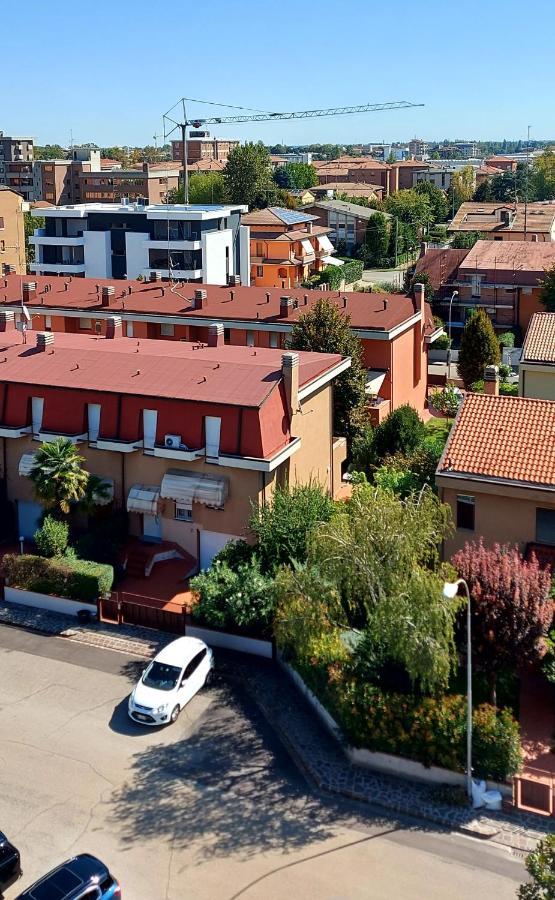 Il Sole Apartment Carpi Bilik gambar